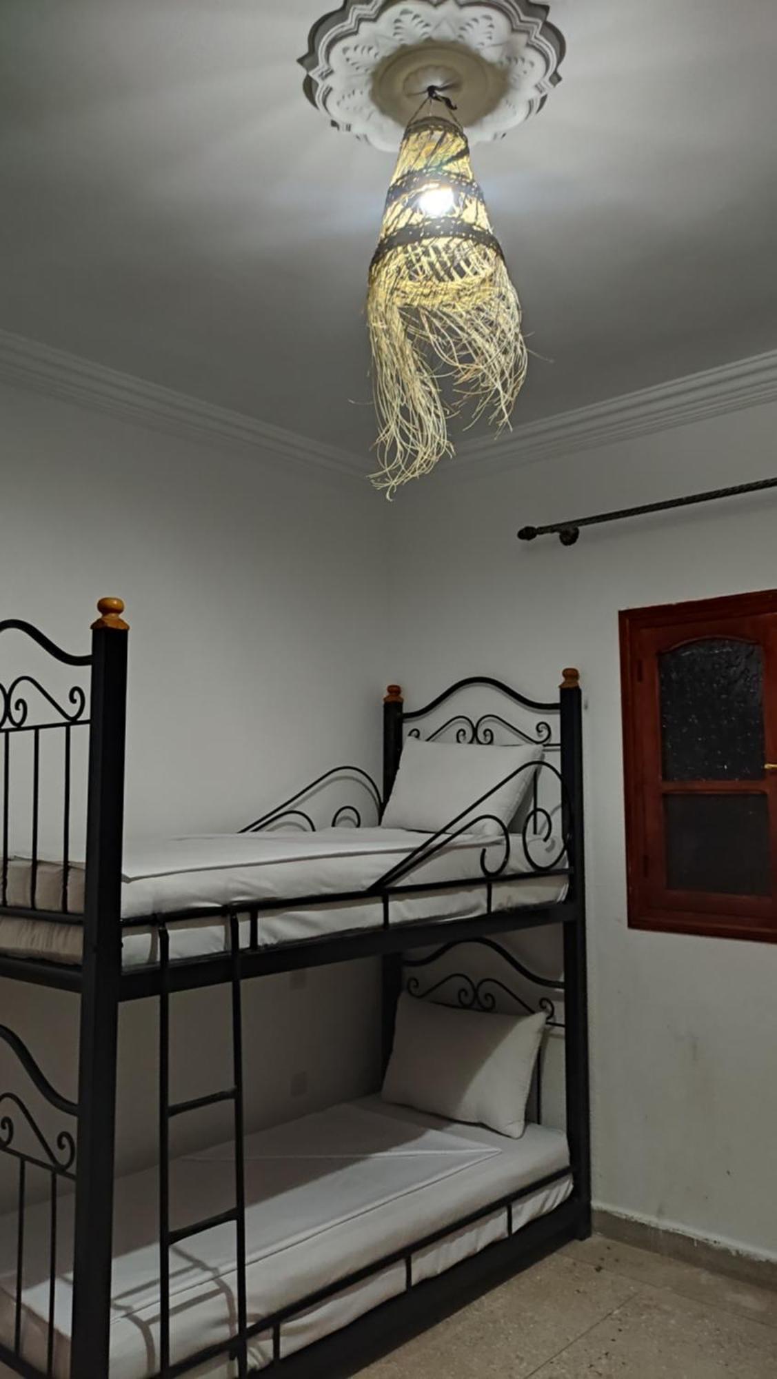 Warzazat Hostel Экстерьер фото