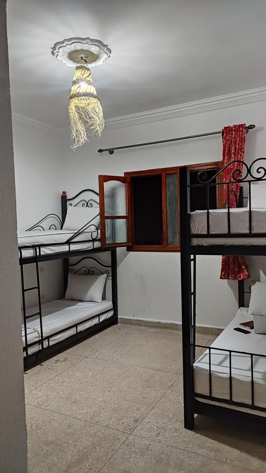 Warzazat Hostel Экстерьер фото