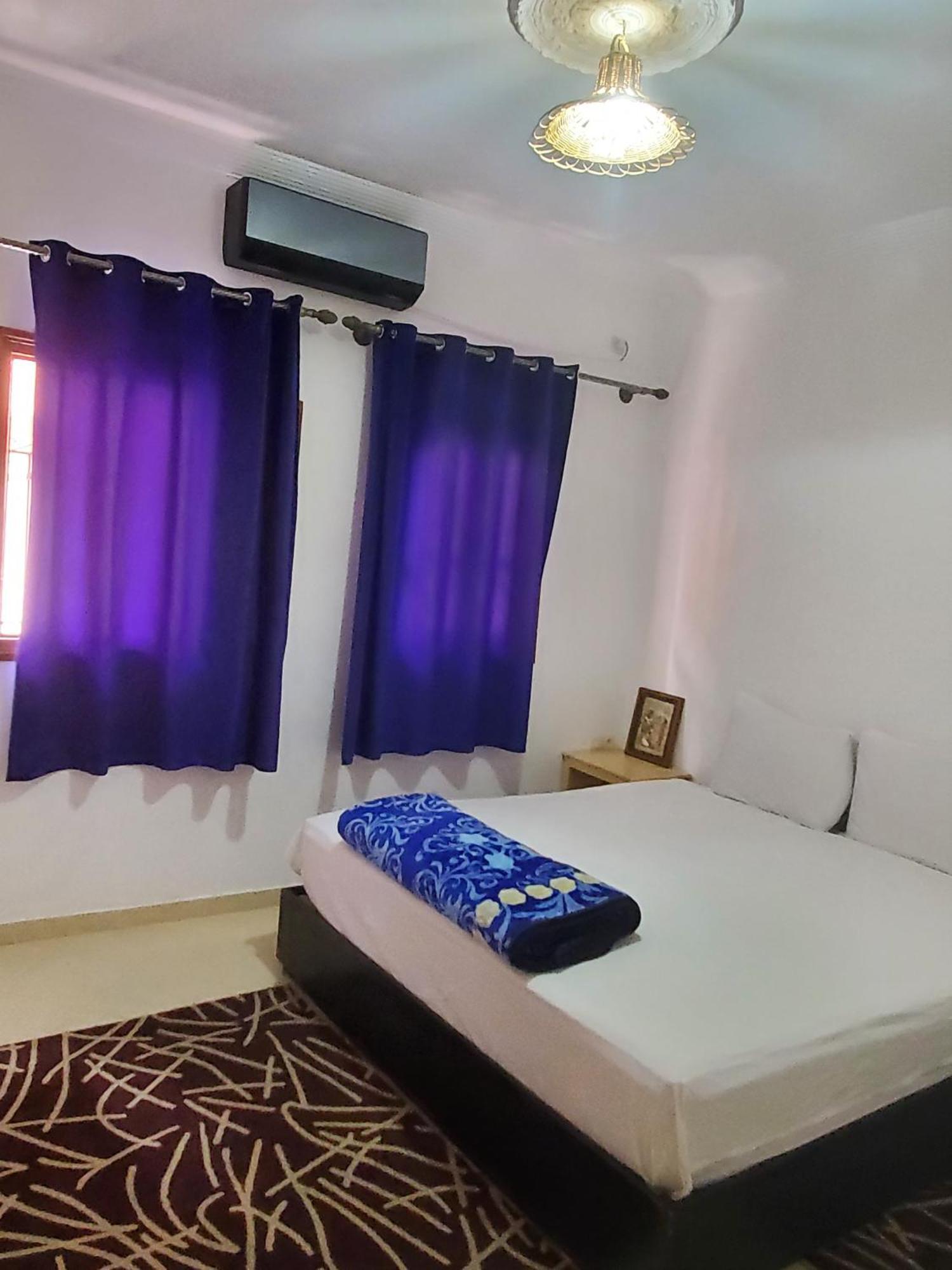 Warzazat Hostel Экстерьер фото