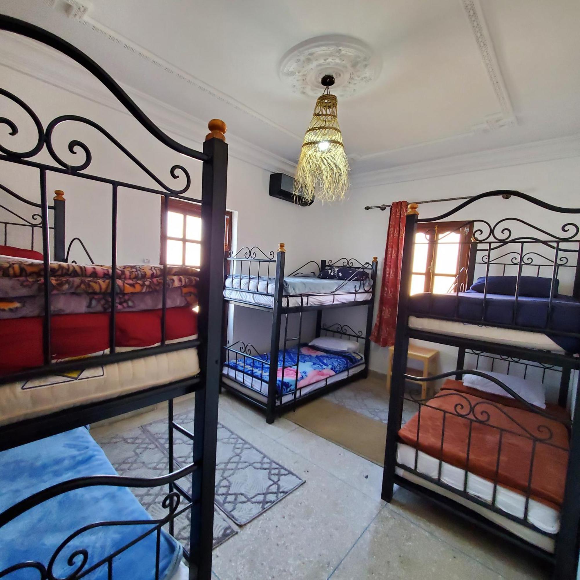 Warzazat Hostel Экстерьер фото