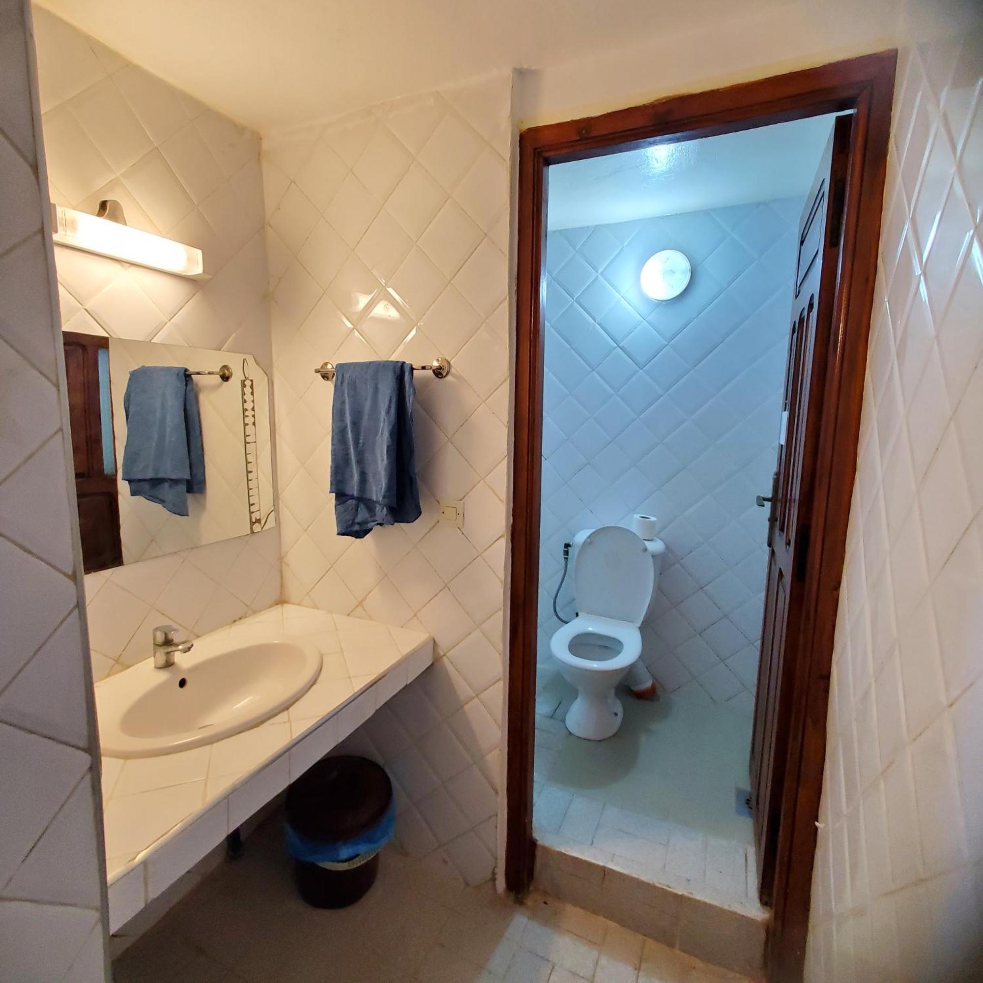 Warzazat Hostel Экстерьер фото